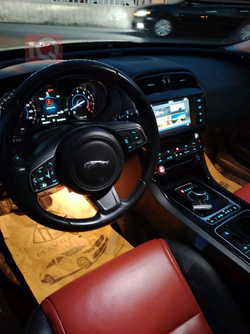 جاگوار XE